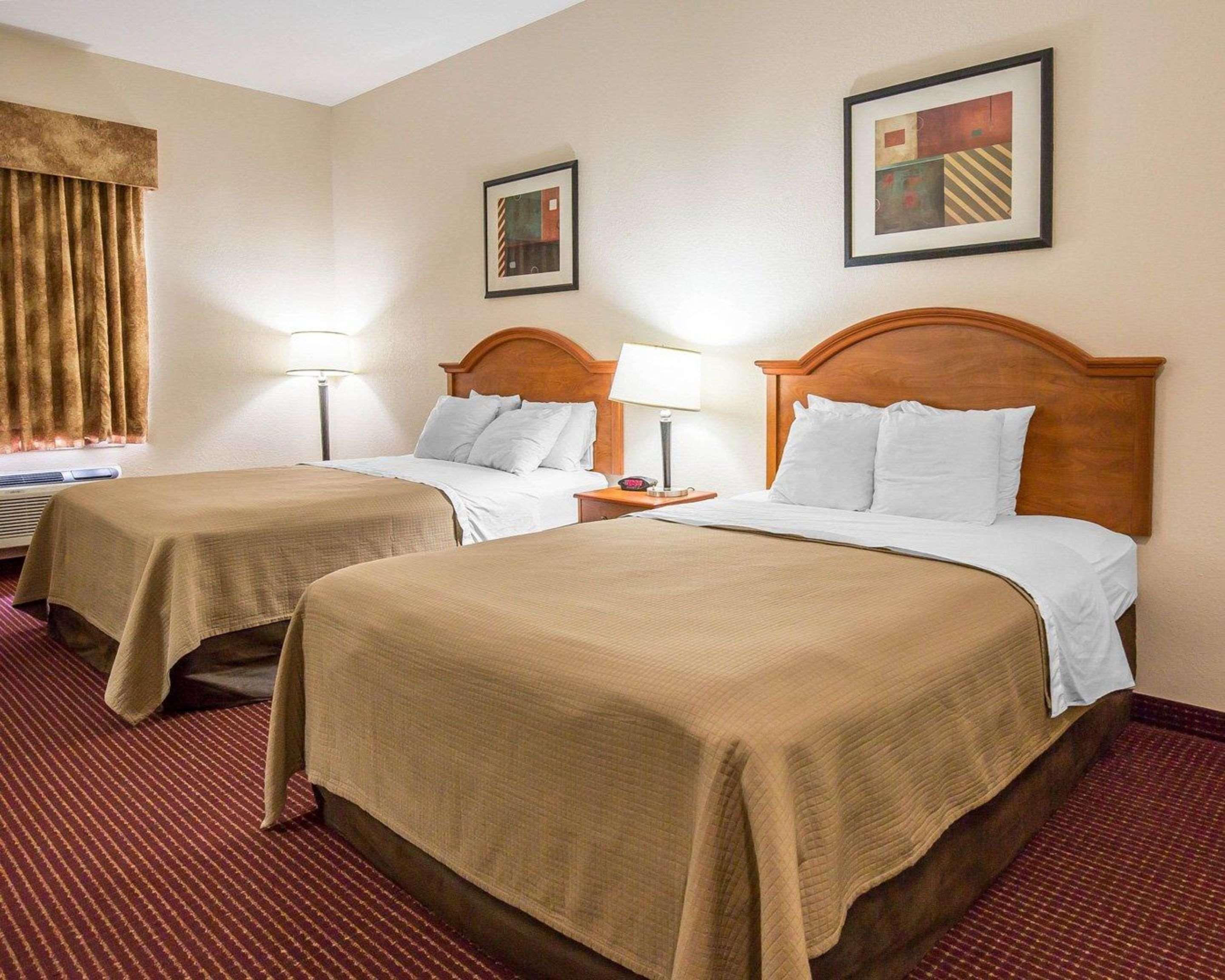 Отель Sonesta Essential Бомонт Экстерьер фото